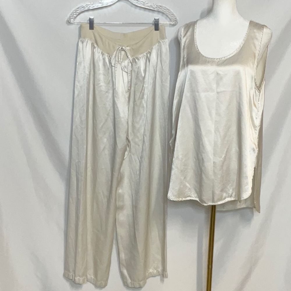 PJ Harlow Jolie Luxurious Cream Women's Pajama Set